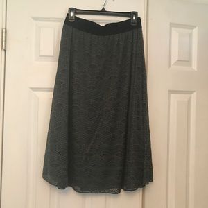 LulaRoe Lola Skirt Size Small